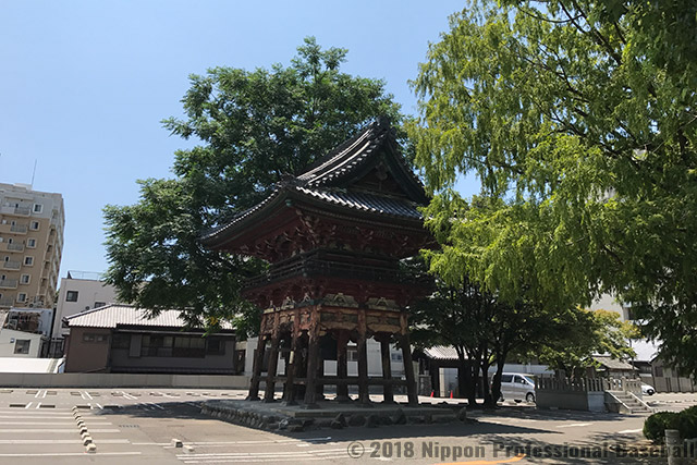 1730年頃に設置され、戦火も免れた本願寺名古屋別院の鐘楼