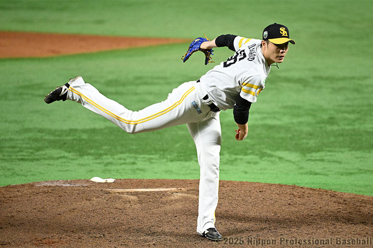 ソフトバンクは8回から3番手・松本裕樹が登板