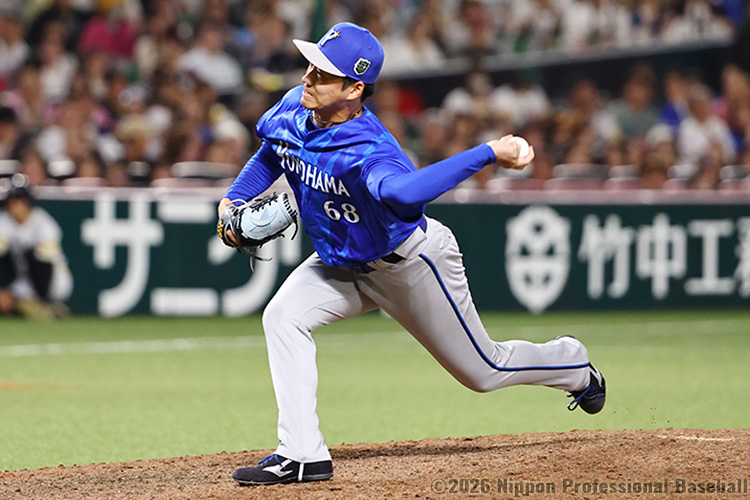 DeNAは8回裏2死から3番手・岩田将貴をマウンドに送る